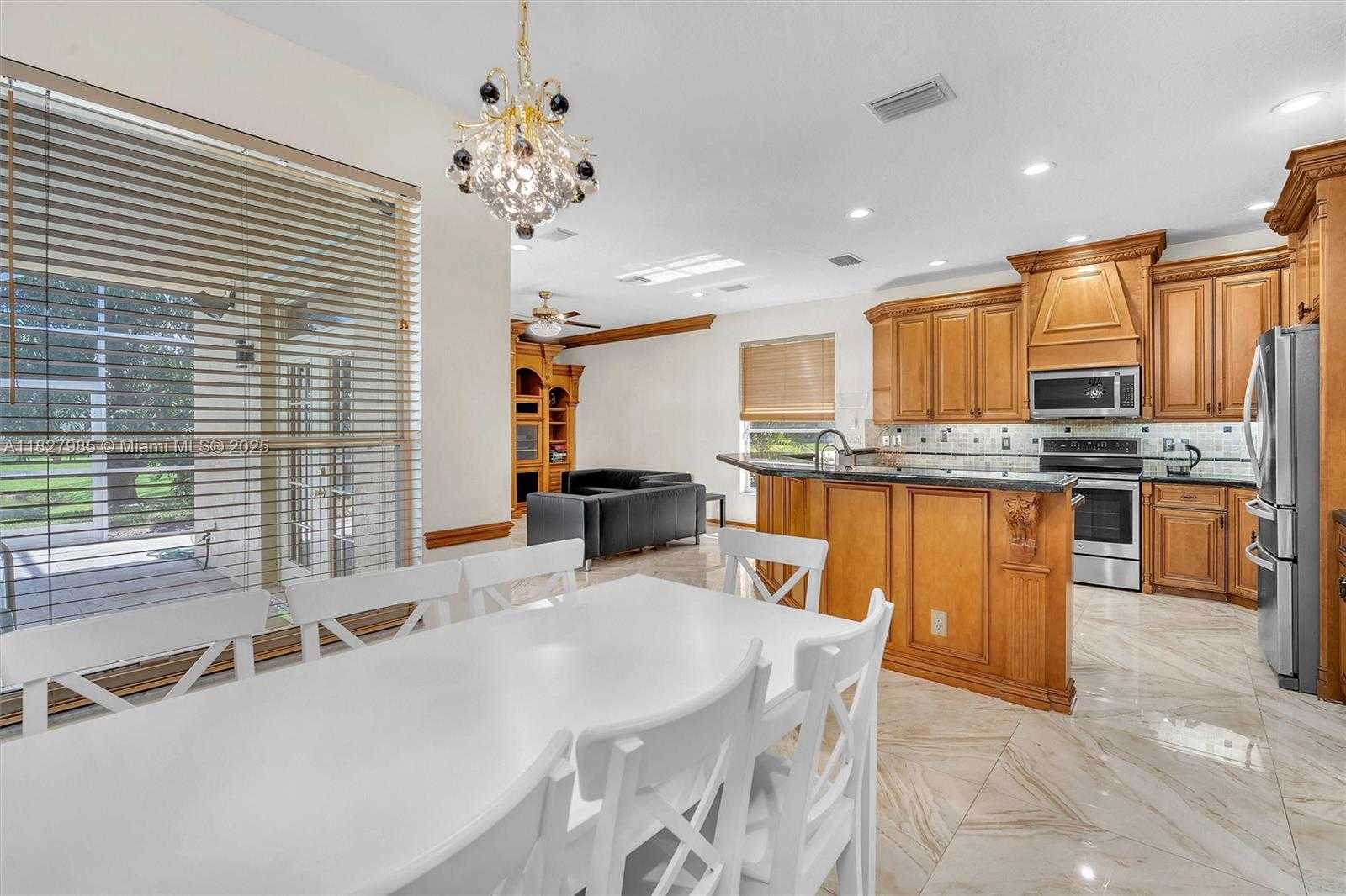 Small Image of 6201 FLORIDIAN CIR, Lake Worth Number 11