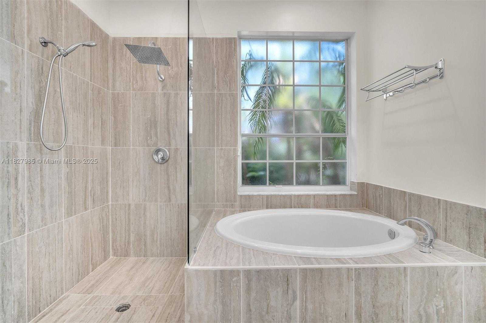 Small Image of 6201 FLORIDIAN CIR, Lake Worth Number 22