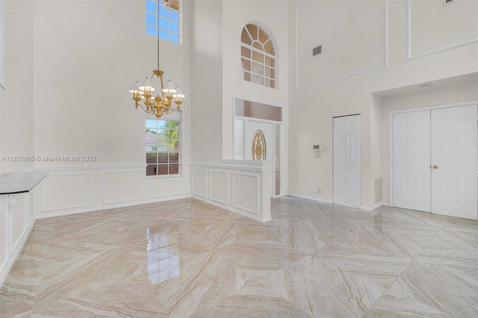 Small Image of 6201 FLORIDIAN CIR, Lake Worth Number 5
