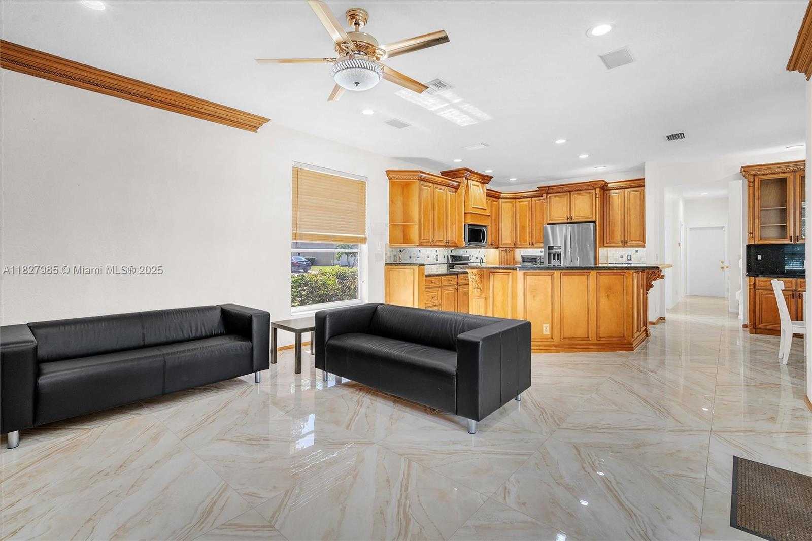 Small Image of 6201 FLORIDIAN CIR, Lake Worth Number 8