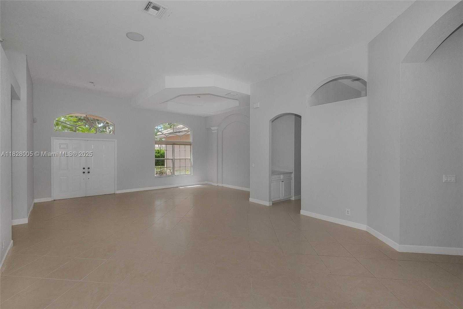 Small Image of 3843 OAK RIDGE CIR, Weston Number 13