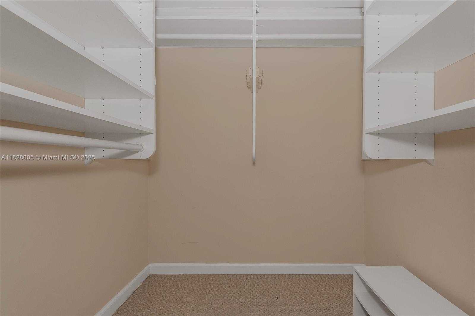 Small Image of 3843 OAK RIDGE CIR, Weston Number 18