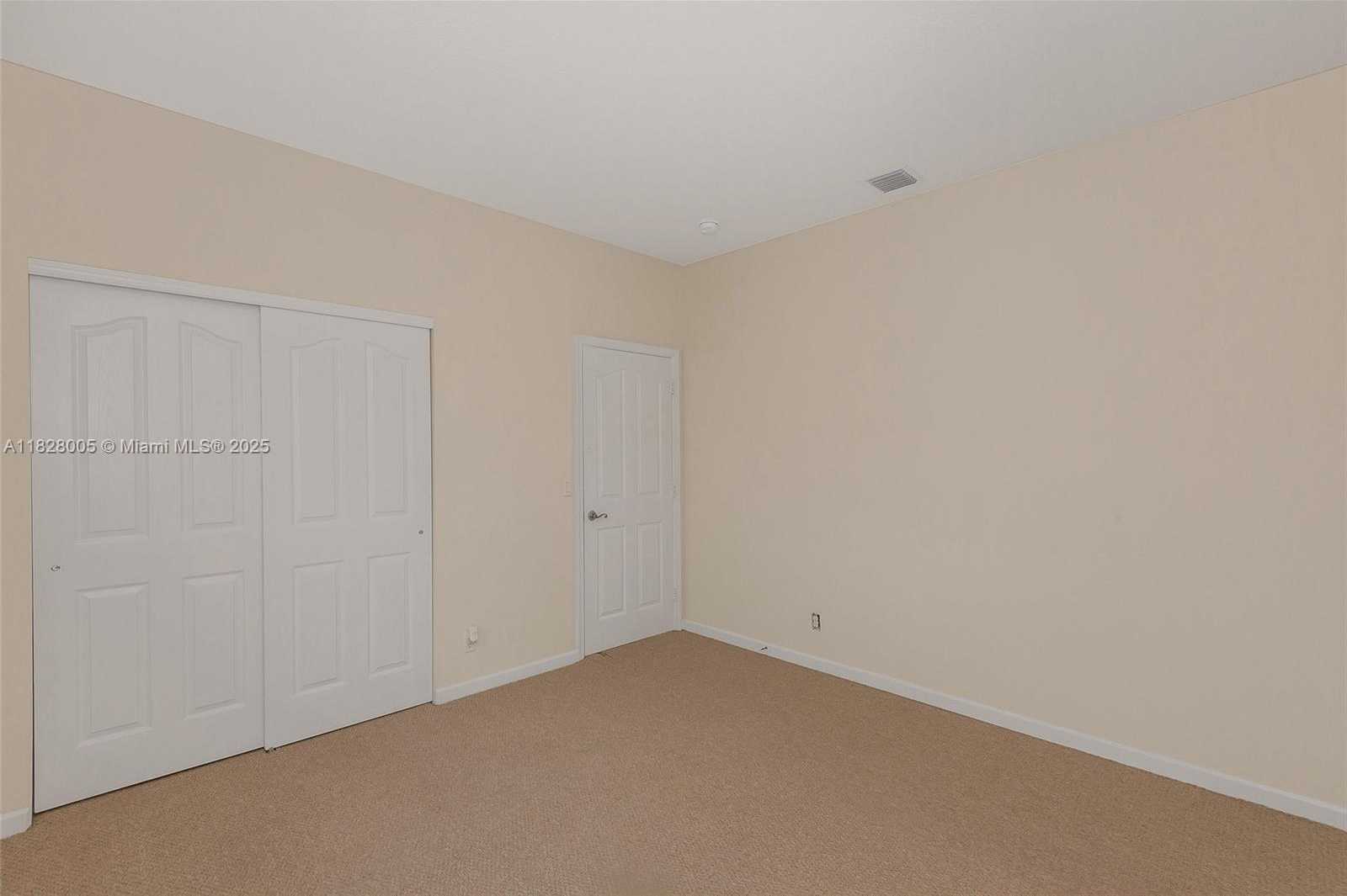 Small Image of 3843 OAK RIDGE CIR, Weston Number 27