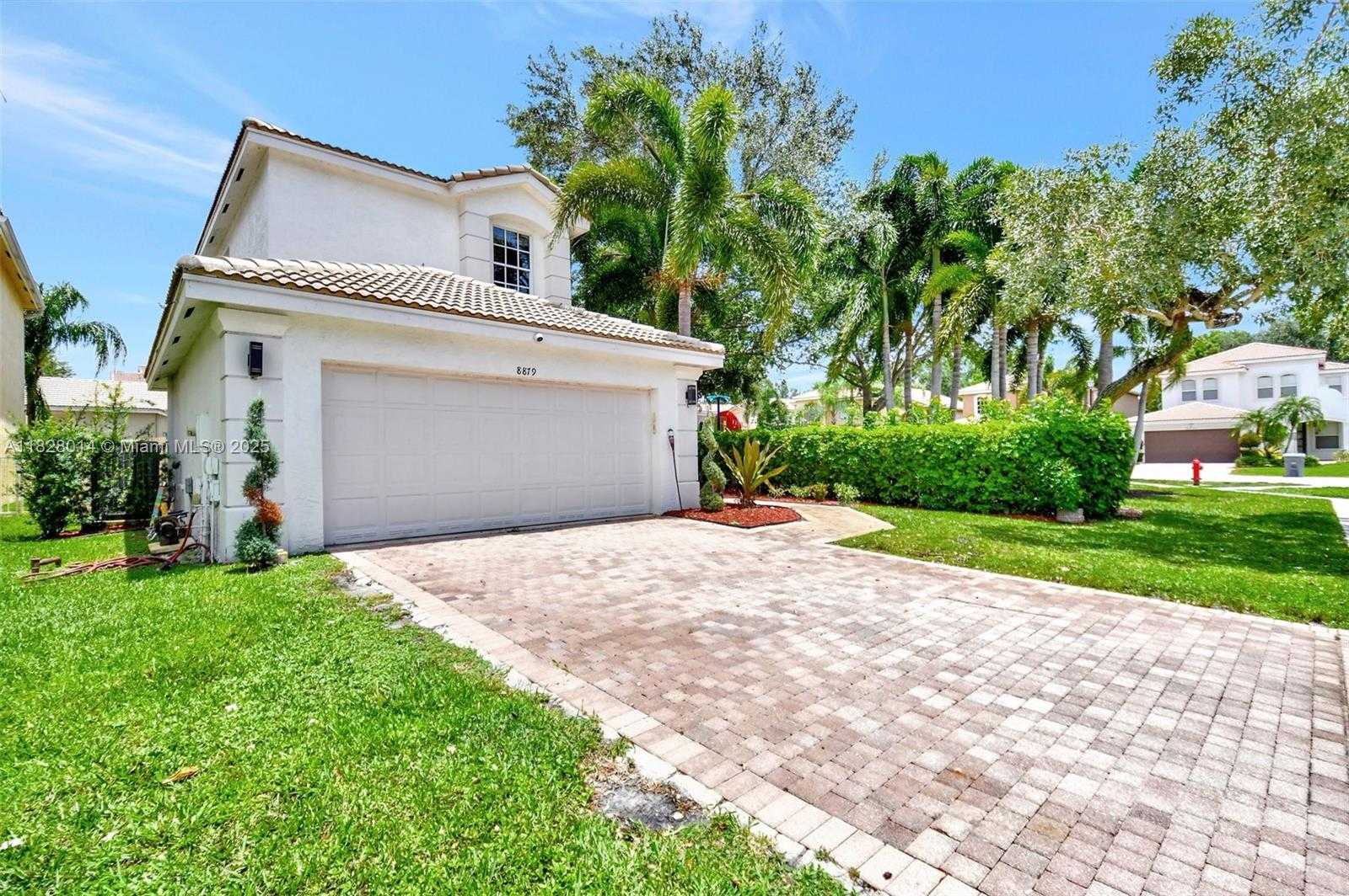 Small Image of 8879 CHESTNUT RIDGE WAY, Boynton Beach Number 2