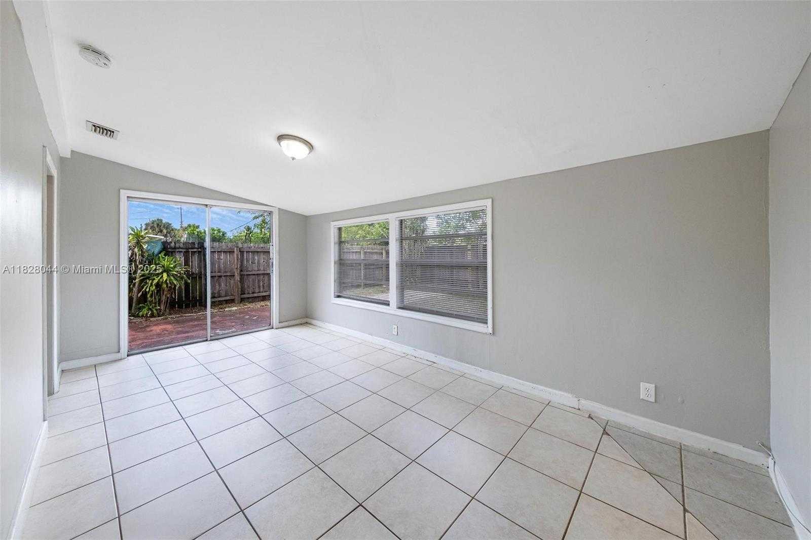 Small Image of 4130 NORTH WEST 12TH AVE, Oakland Park Number 14
