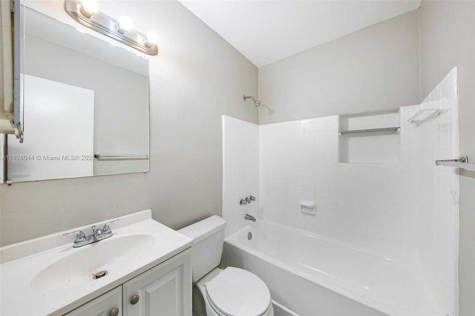 Small Image of 4130 NORTH WEST 12TH AVE, Oakland Park Number 22