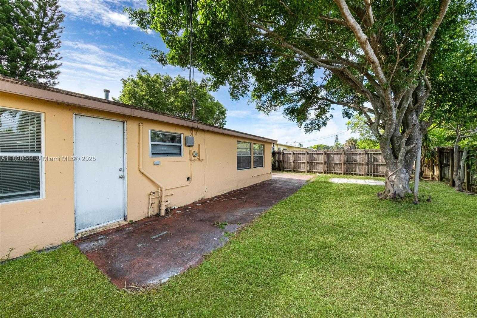 Small Image of 4130 NORTH WEST 12TH AVE, Oakland Park Number 25