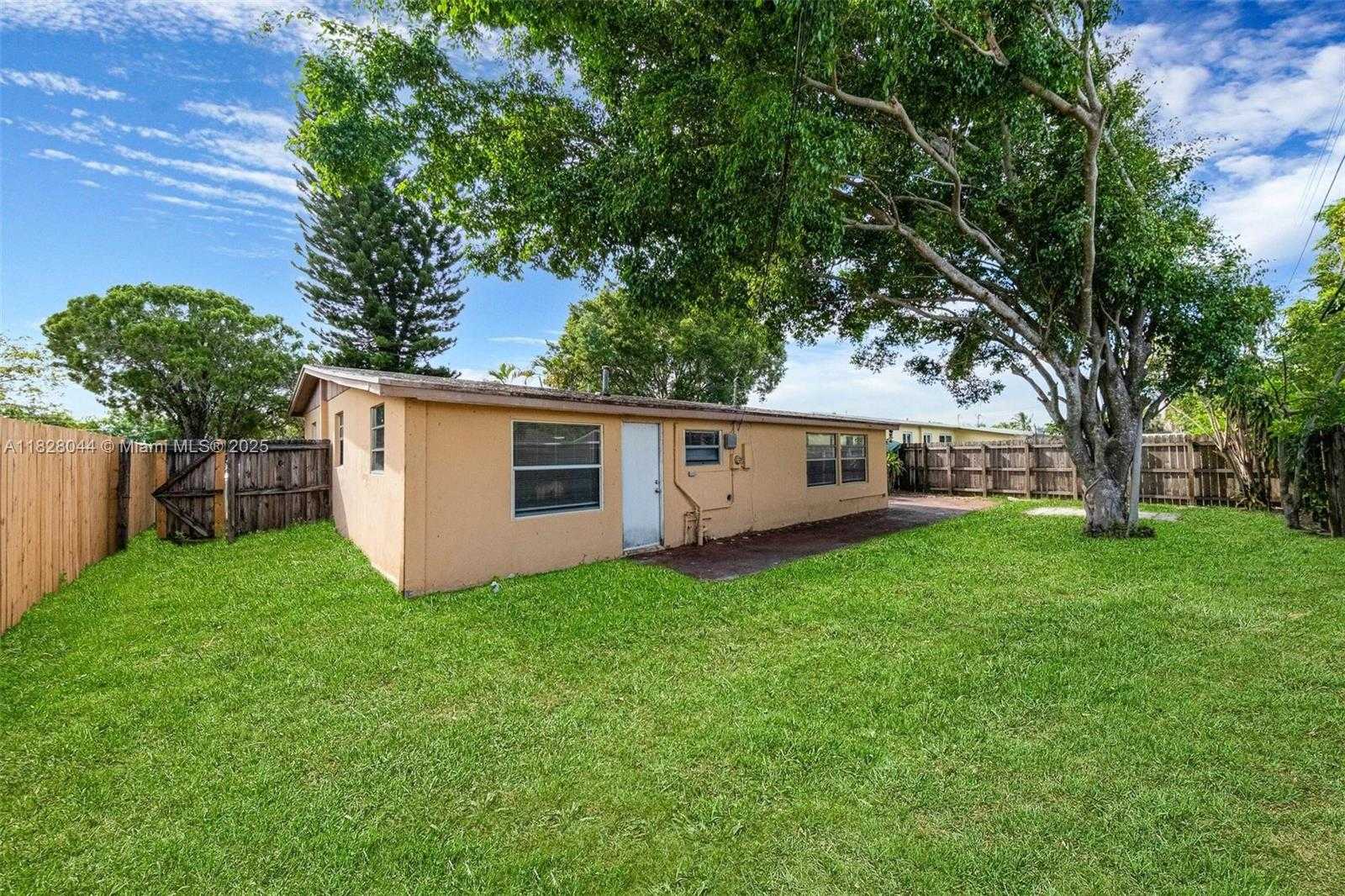 Small Image of 4130 NORTH WEST 12TH AVE, Oakland Park Number 27