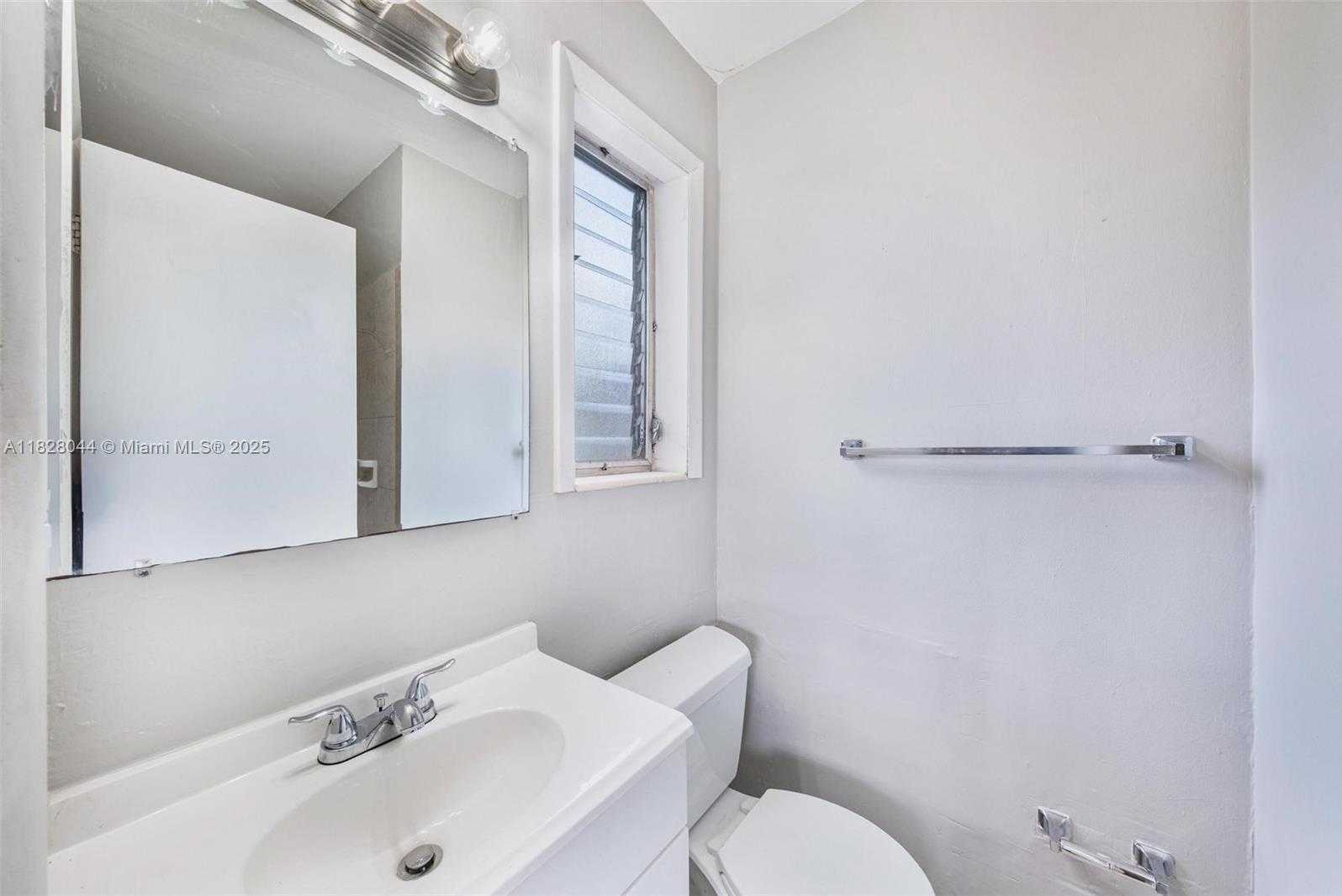 Small Image of 4130 NORTH WEST 12TH AVE, Oakland Park Number 8