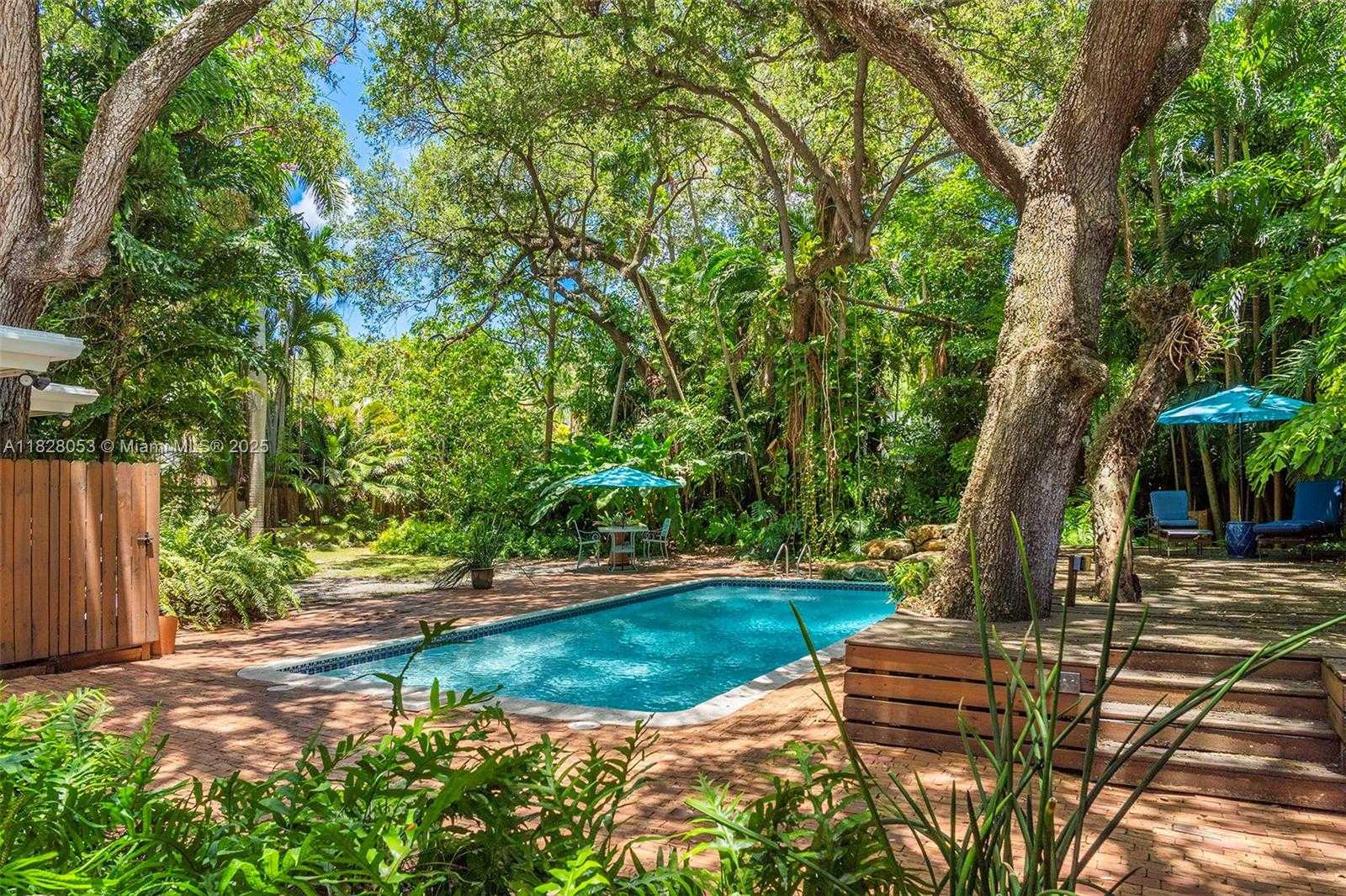 Small Image of 3540 NORTH MOORINGS WAY, Miami Number 14