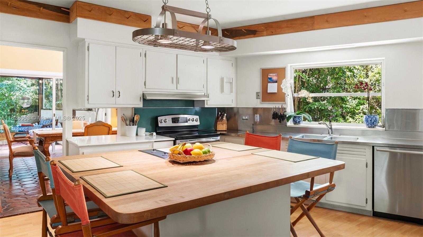 Small Image of 3540 NORTH MOORINGS WAY, Miami Number 18