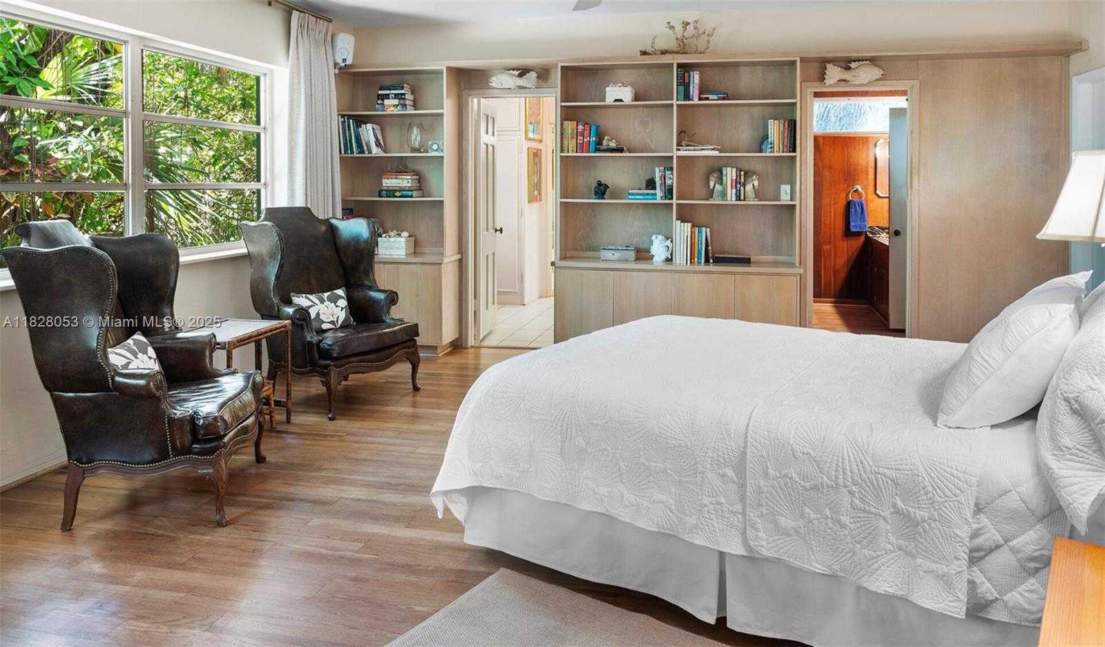 Small Image of 3540 NORTH MOORINGS WAY, Miami Number 19