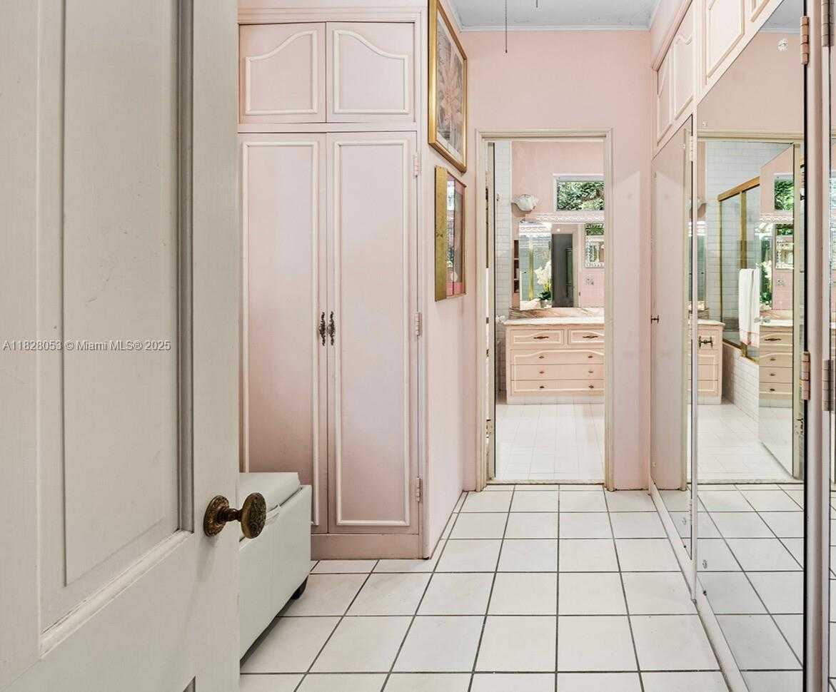 Small Image of 3540 NORTH MOORINGS WAY, Miami Number 20