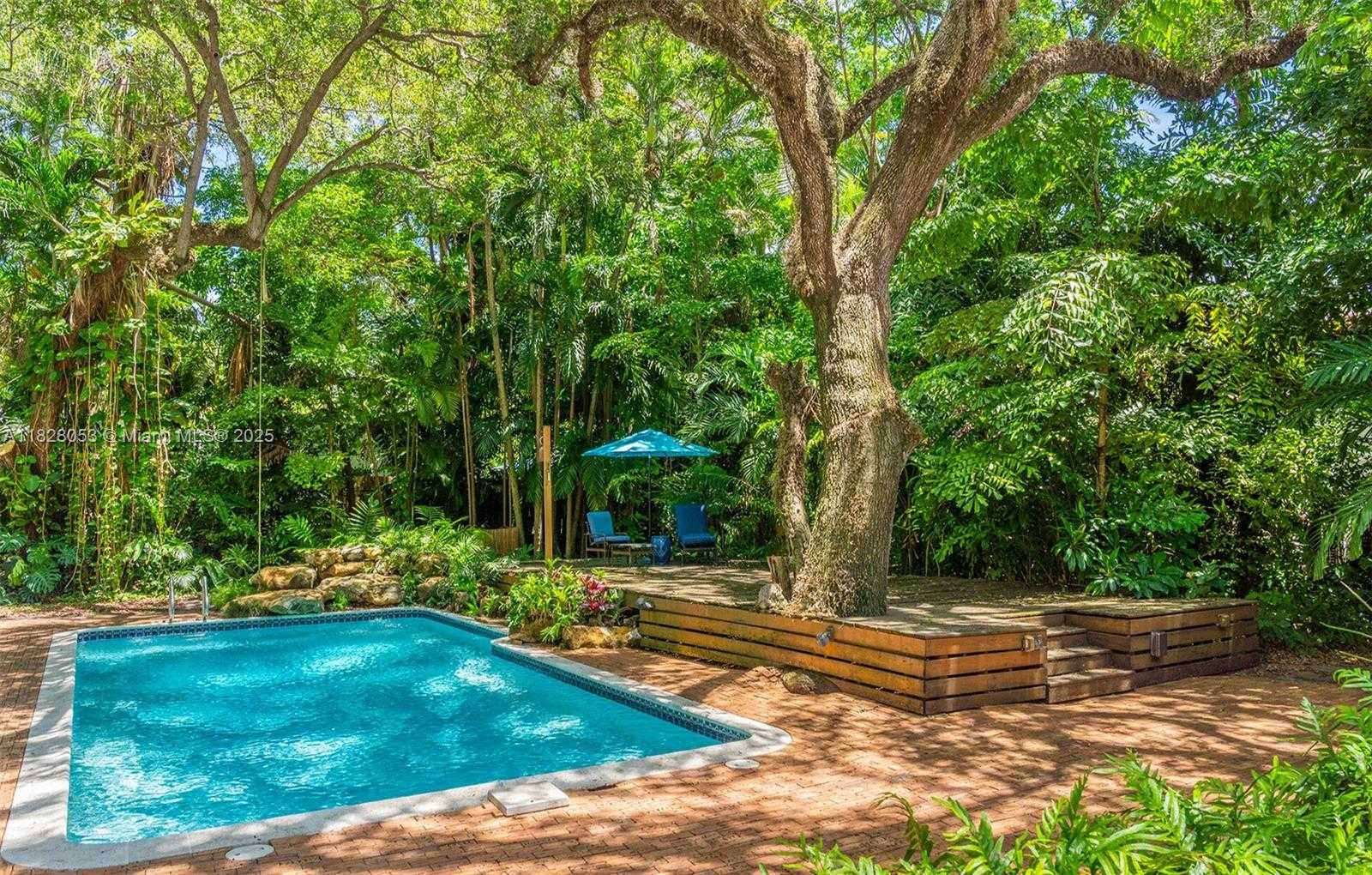 Small Image of 3540 NORTH MOORINGS WAY, Miami Number 23