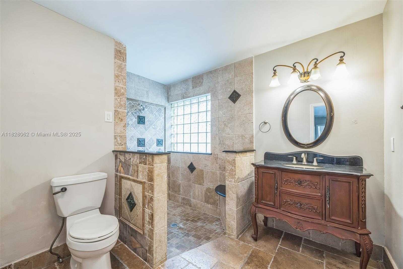 Small Image of 867 RAMBLEWOOD DR, Coral Springs Number 11