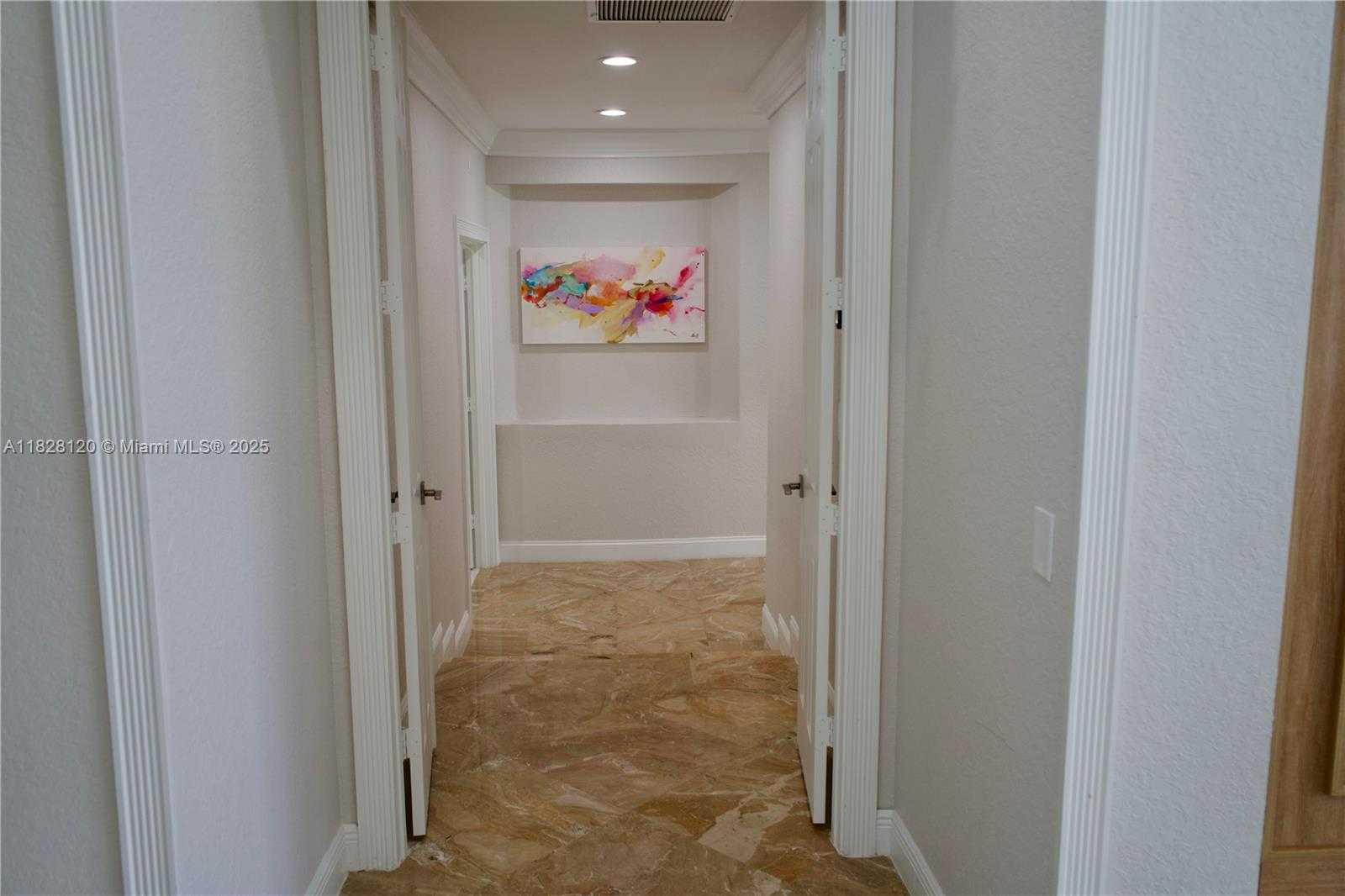 Small Image of 2493 POINCIANA DR, Weston Number 6