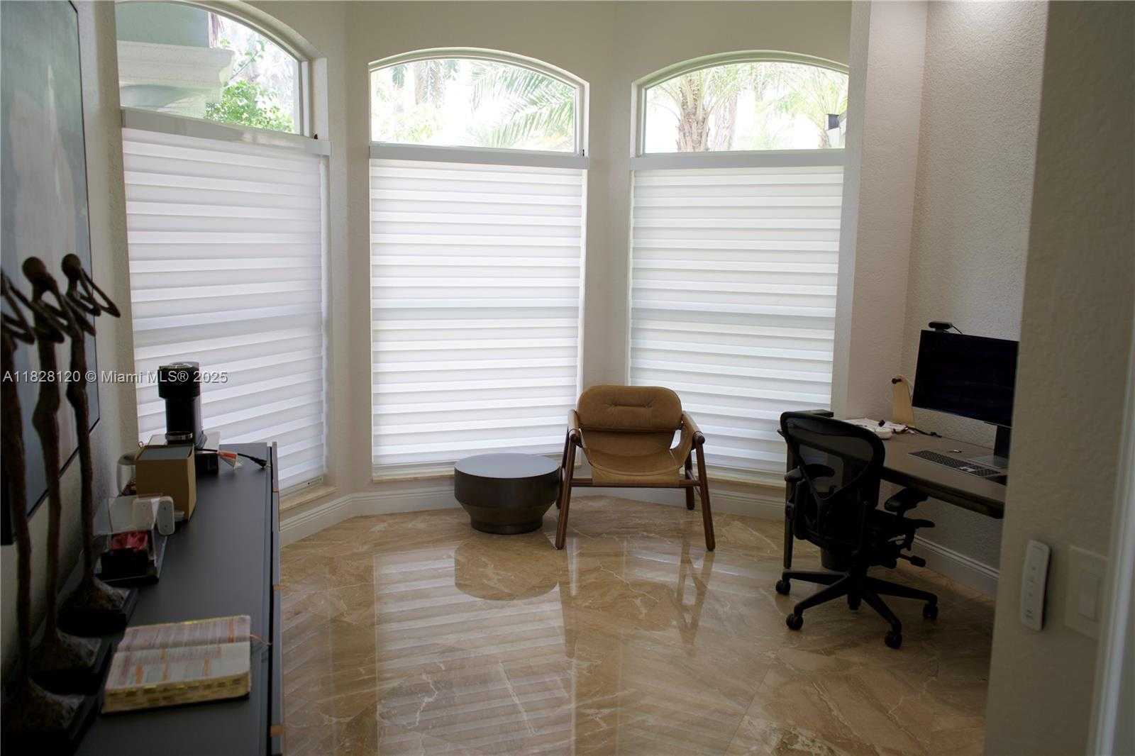 Small Image of 2493 POINCIANA DR, Weston Number 7