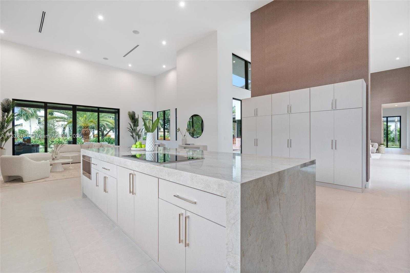 Small Image of 14930 SOUTH WEST 16TH CT, Davie Number 14
