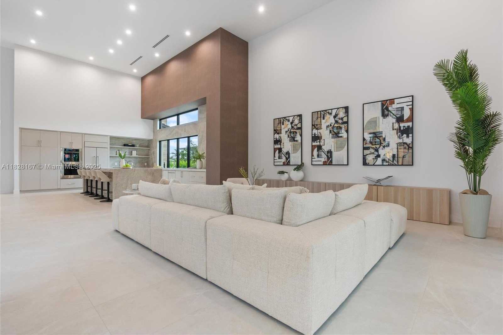 Small Image of 14930 SOUTH WEST 16TH CT, Davie Number 15