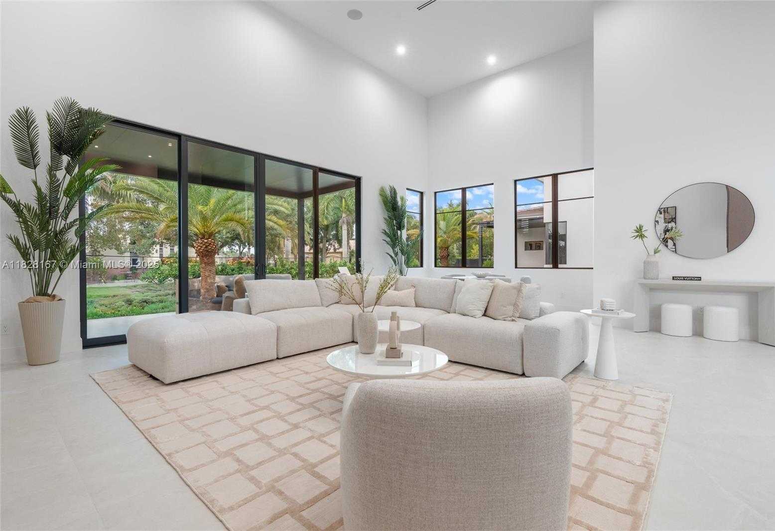 Small Image of 14930 SOUTH WEST 16TH CT, Davie Number 17