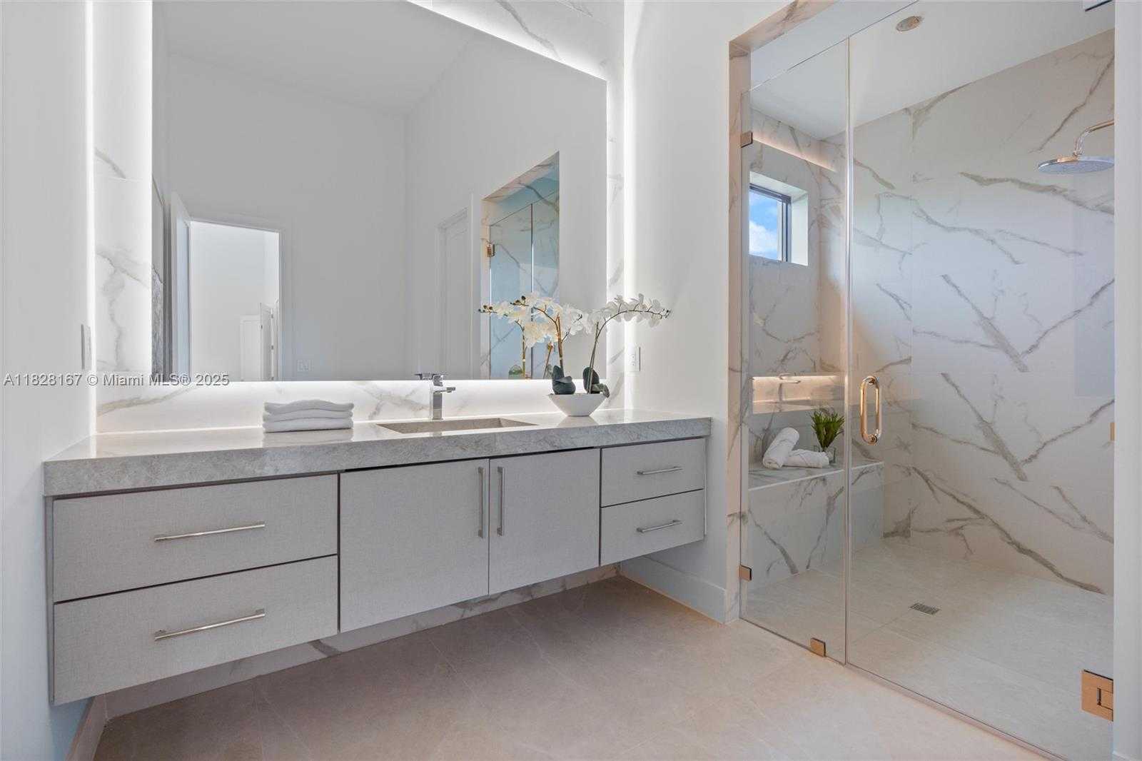 Small Image of 14930 SOUTH WEST 16TH CT, Davie Number 31