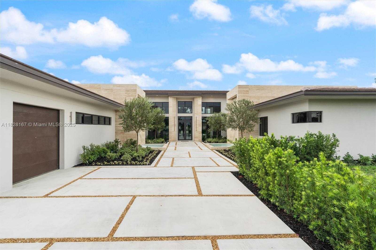 Small Image of 14930 SOUTH WEST 16TH CT, Davie Number 38