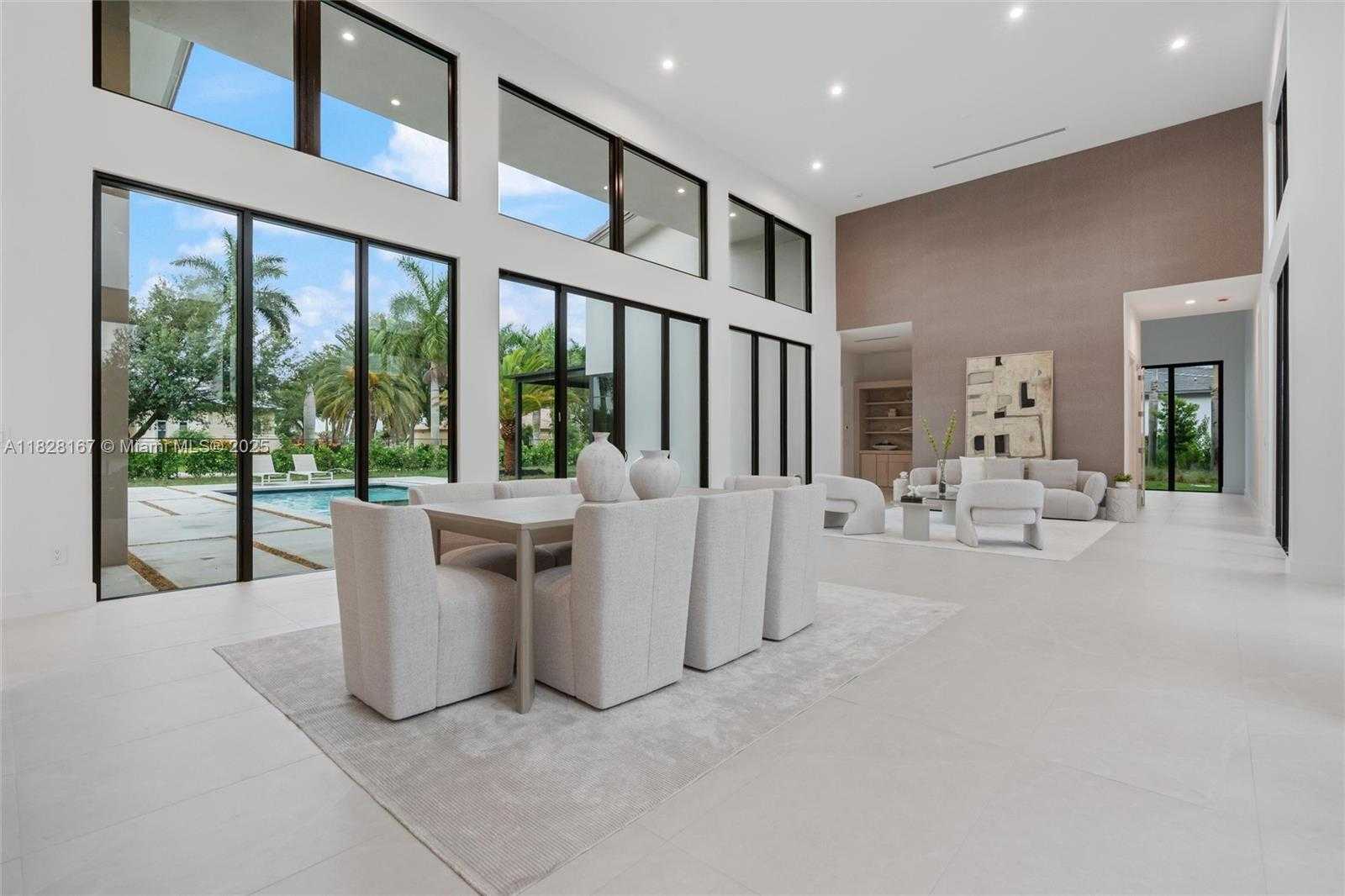 Small Image of 14930 SOUTH WEST 16TH CT, Davie Number 4