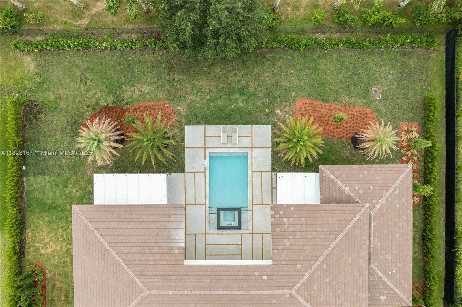 Small Image of 14930 SOUTH WEST 16TH CT, Davie Number 48