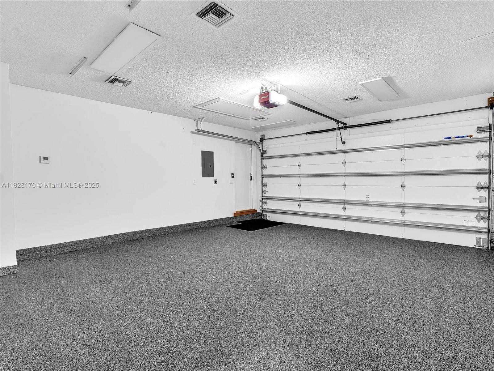 Small Image of 10370 NORTH WEST 11TH ST, Plantation Number 21
