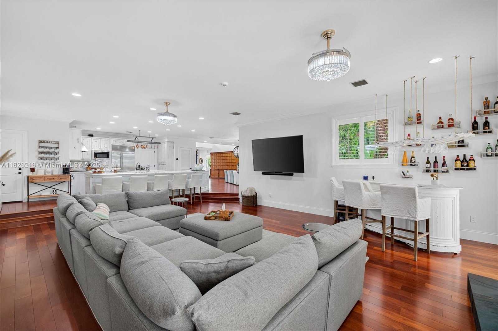 Small Image of 1404 SOUTH EAST 9TH ST, Fort Lauderdale Number 15