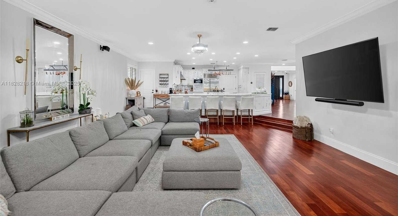 Small Image of 1404 SOUTH EAST 9TH ST, Fort Lauderdale Number 17