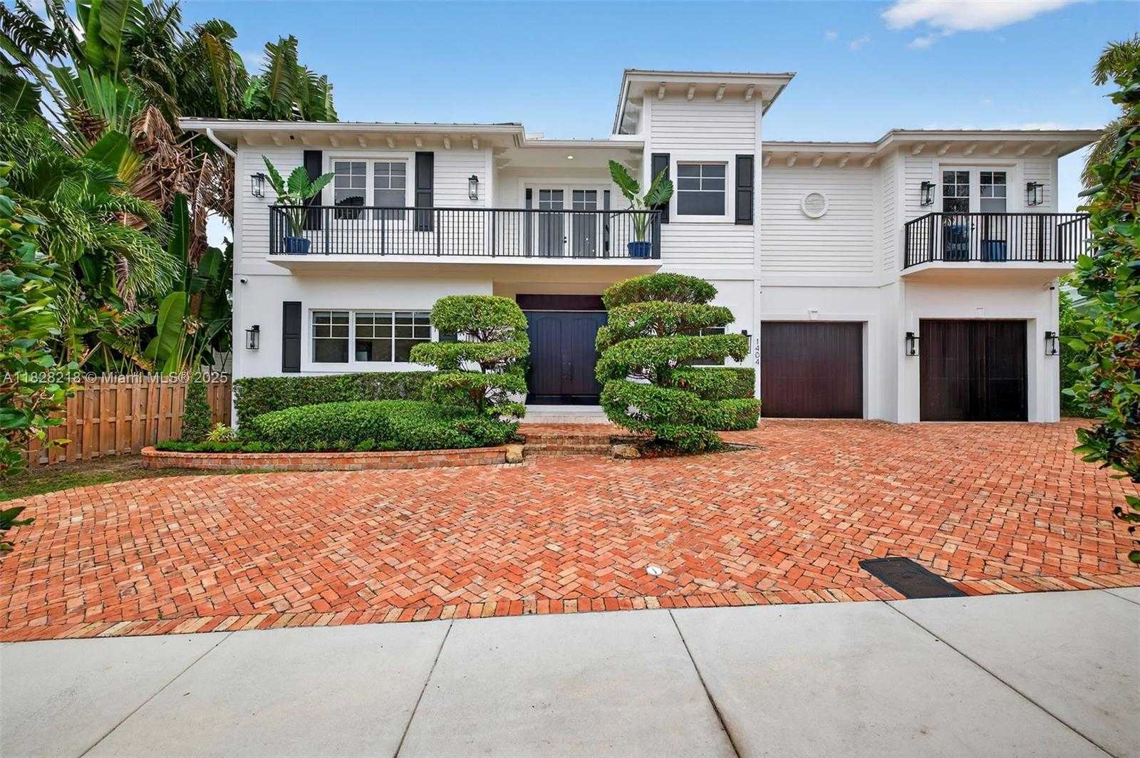 Small Image of 1404 SOUTH EAST 9TH ST, Fort Lauderdale Number 3