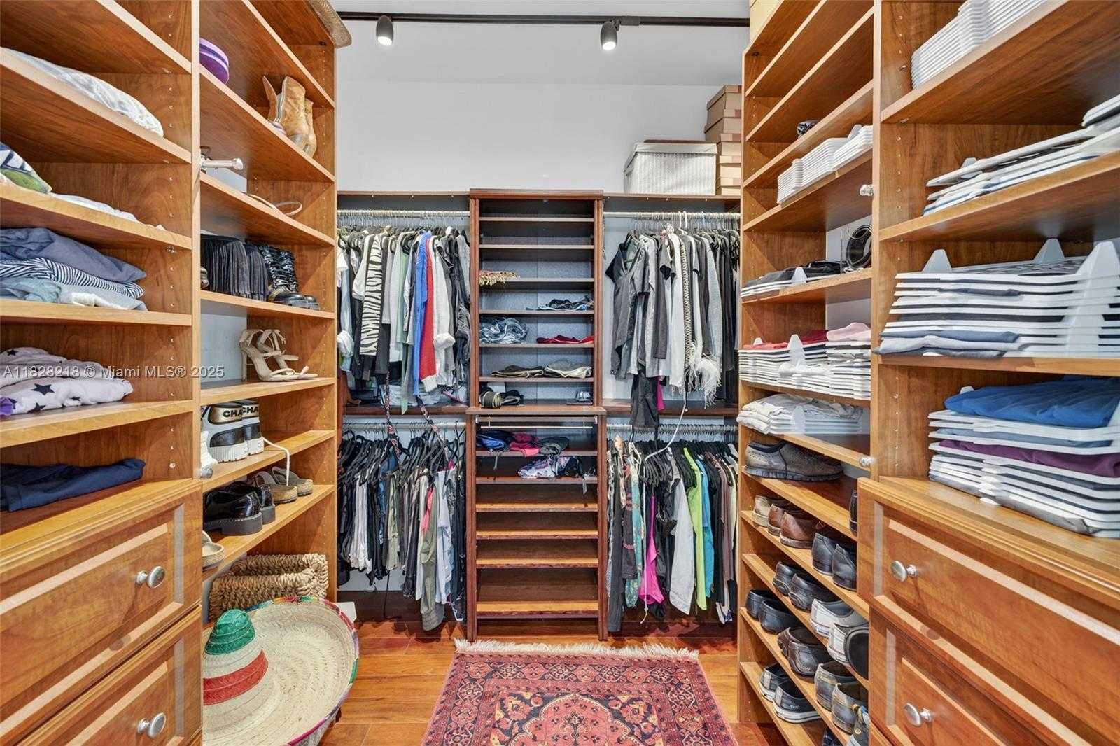 Small Image of 1404 SOUTH EAST 9TH ST, Fort Lauderdale Number 47