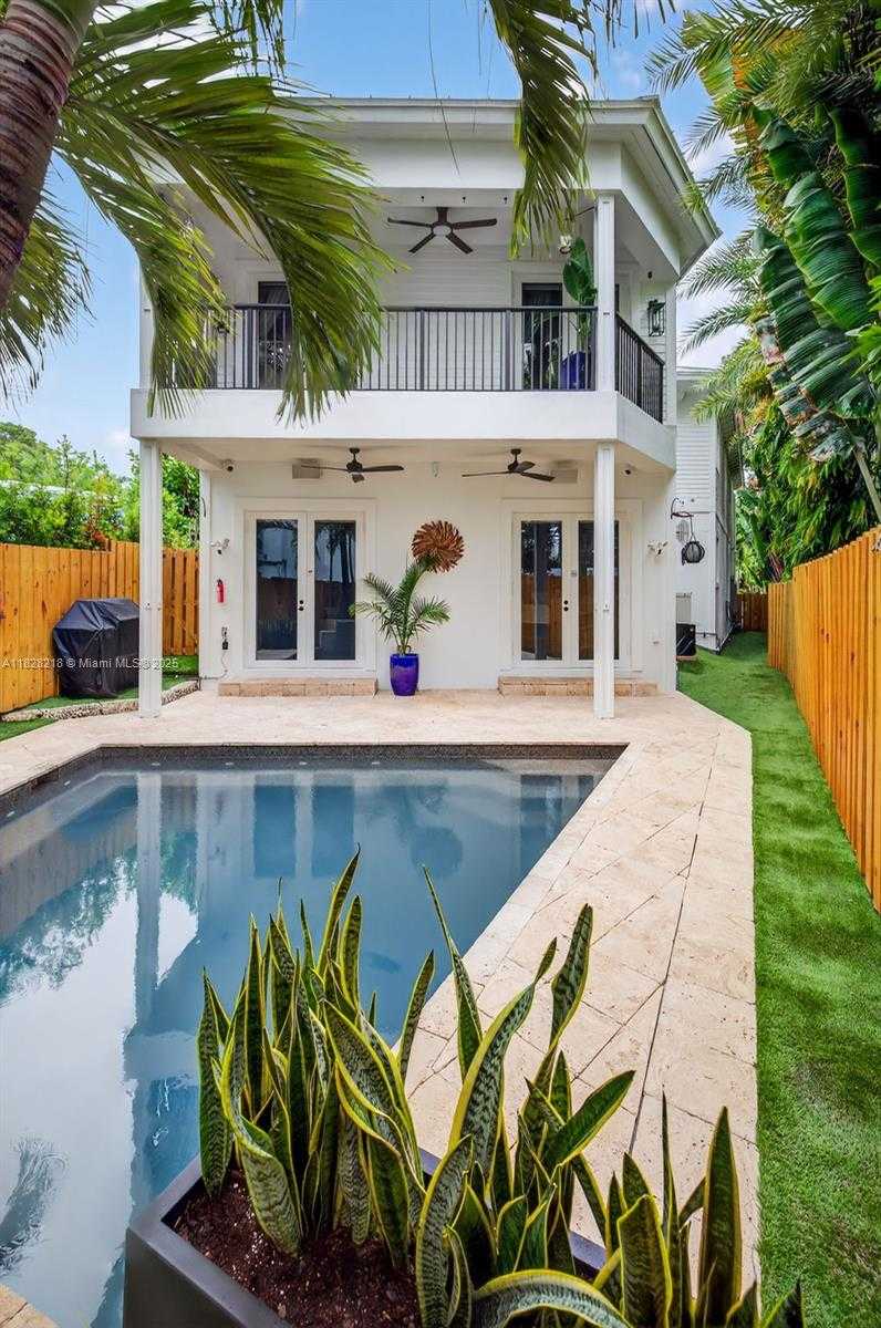 Small Image of 1404 SOUTH EAST 9TH ST, Fort Lauderdale Number 77