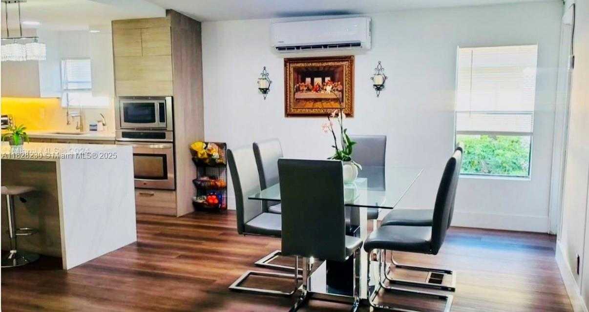 Small Image of 47 IVY LN, Davie Number 6