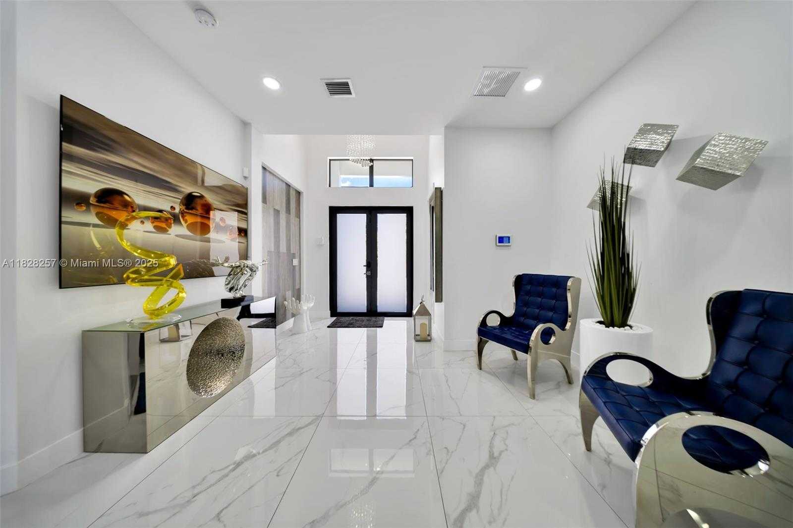 Small Image of 1550 SOUTH WEST 89TH CT, Miami Number 11