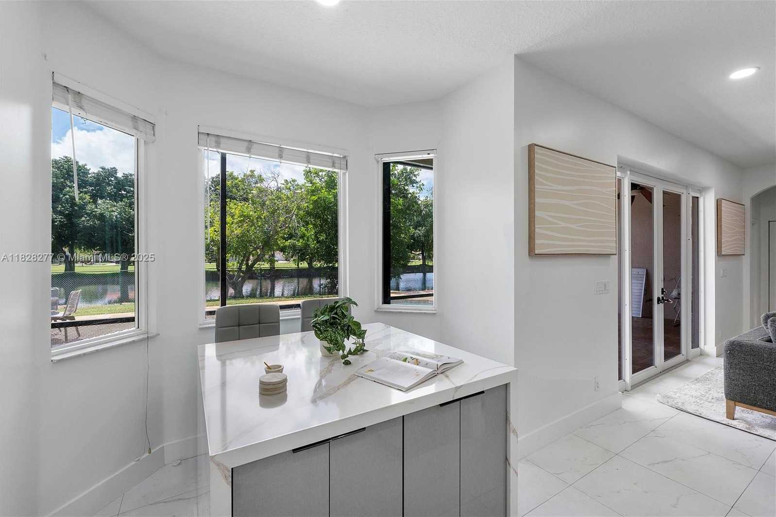 Small Image of 10922 NORTH WEST 49TH DR, Coral Springs Number 27