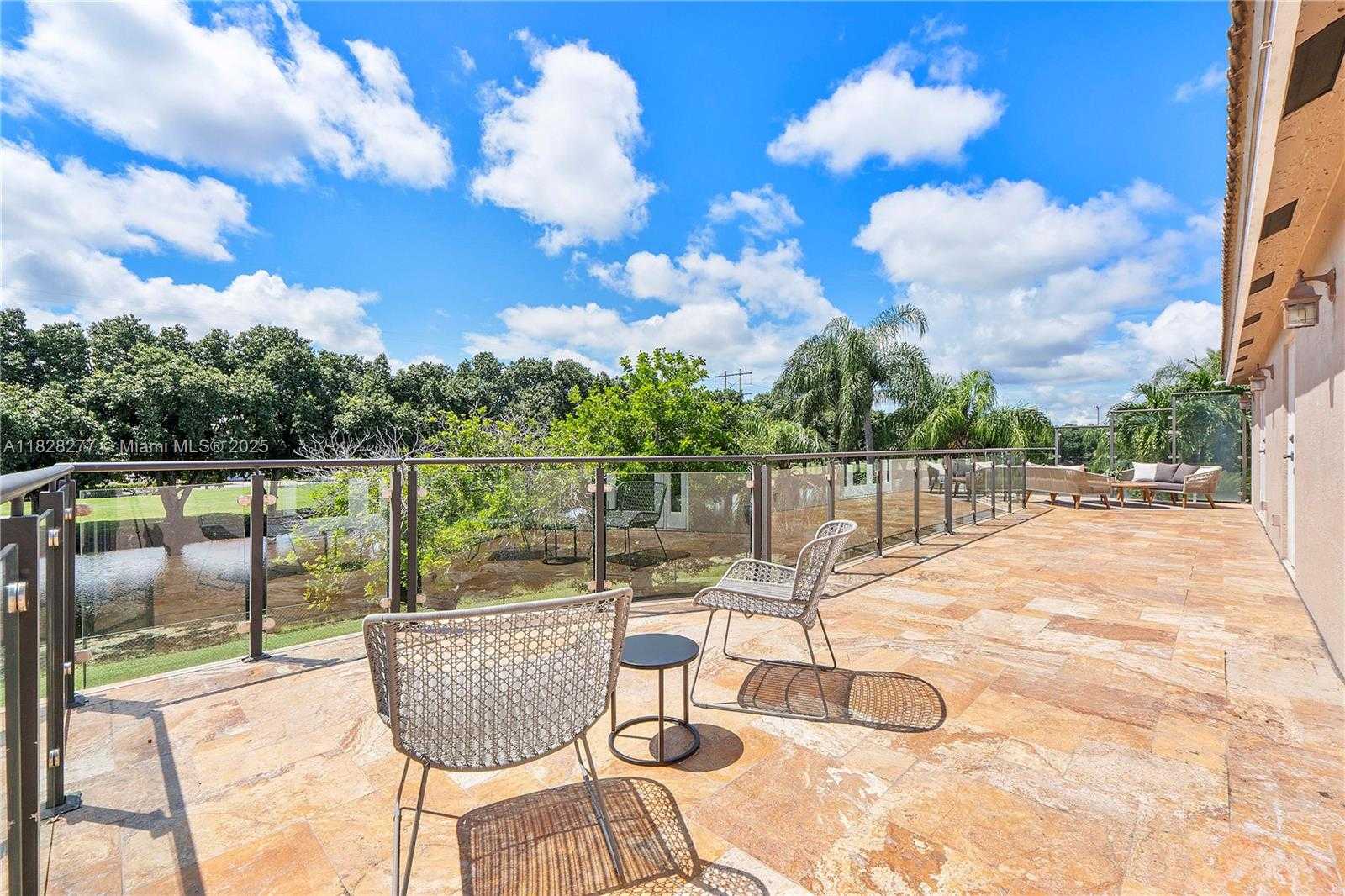 Small Image of 10922 NORTH WEST 49TH DR, Coral Springs Number 5