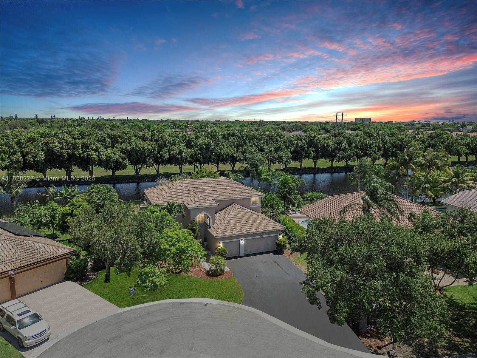 Small Image of 10922 NORTH WEST 49TH DR, Coral Springs Number 66