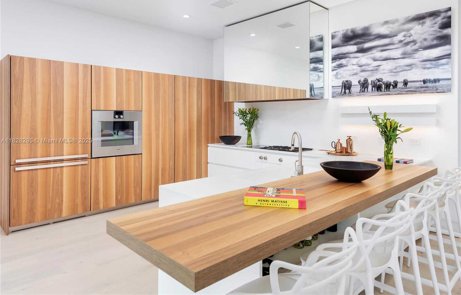 Small Image of 1410 SOUTH BISCAYNE POINT RD, Miami Beach Number 12