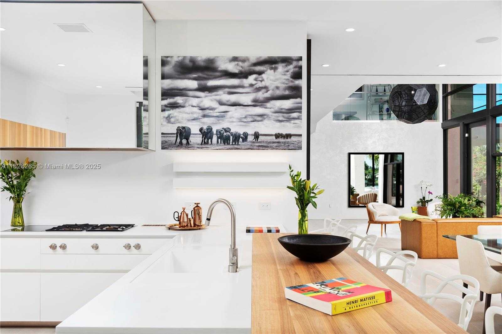 Small Image of 1410 SOUTH BISCAYNE POINT RD, Miami Beach Number 14