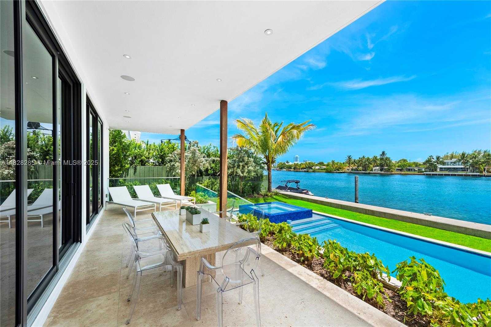 Small Image of 1410 SOUTH BISCAYNE POINT RD, Miami Beach Number 16