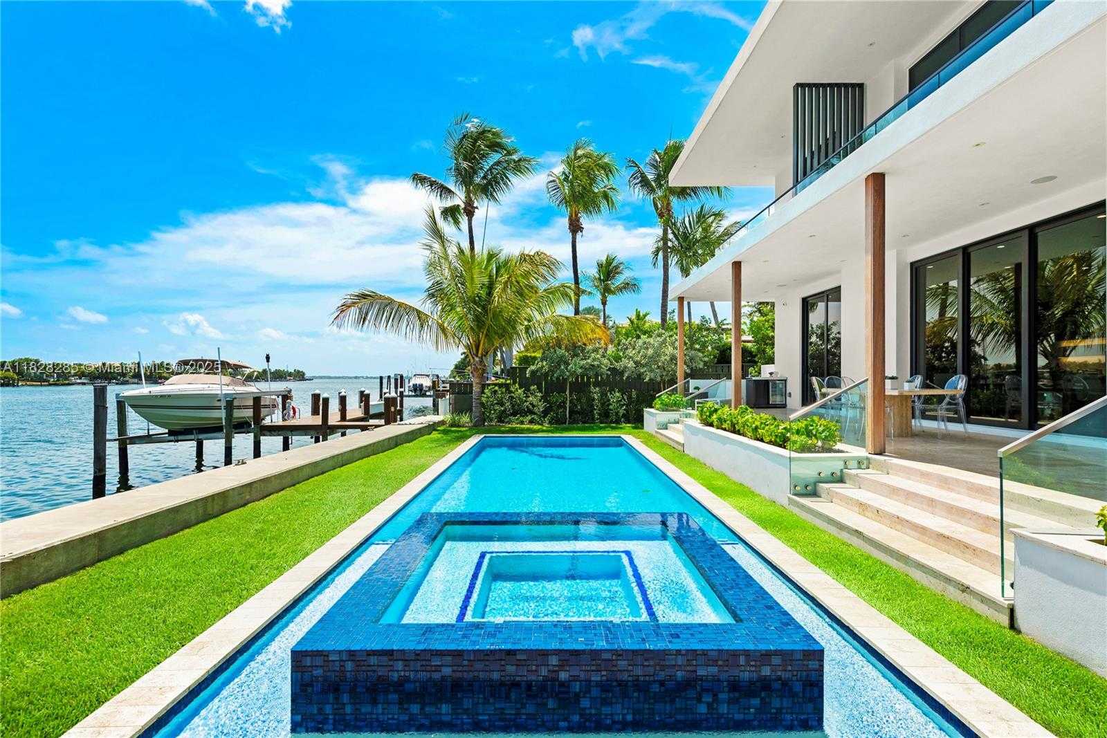 Small Image of 1410 SOUTH BISCAYNE POINT RD, Miami Beach Number 20