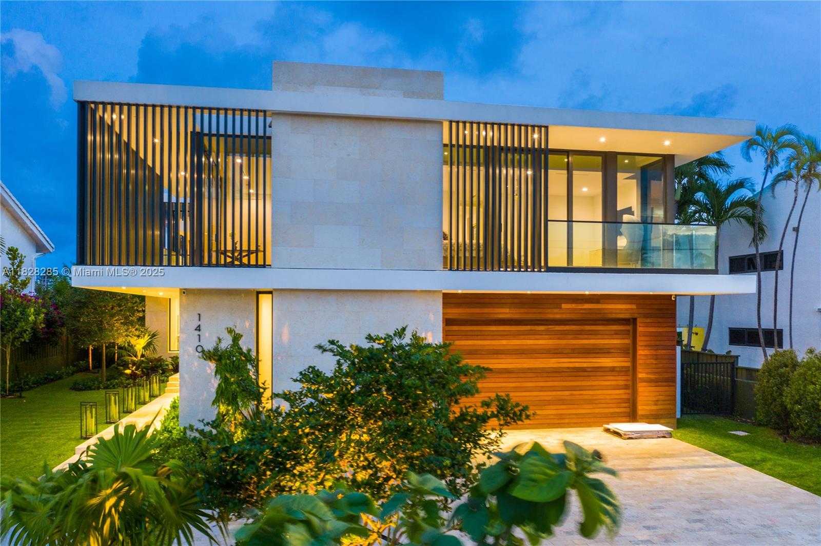 Small Image of 1410 SOUTH BISCAYNE POINT RD, Miami Beach Number 3