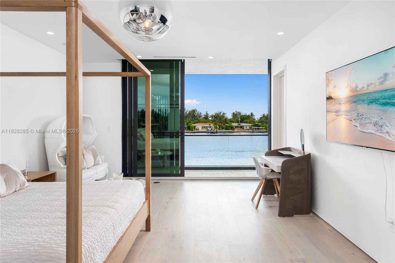Small Image of 1410 SOUTH BISCAYNE POINT RD, Miami Beach Number 33