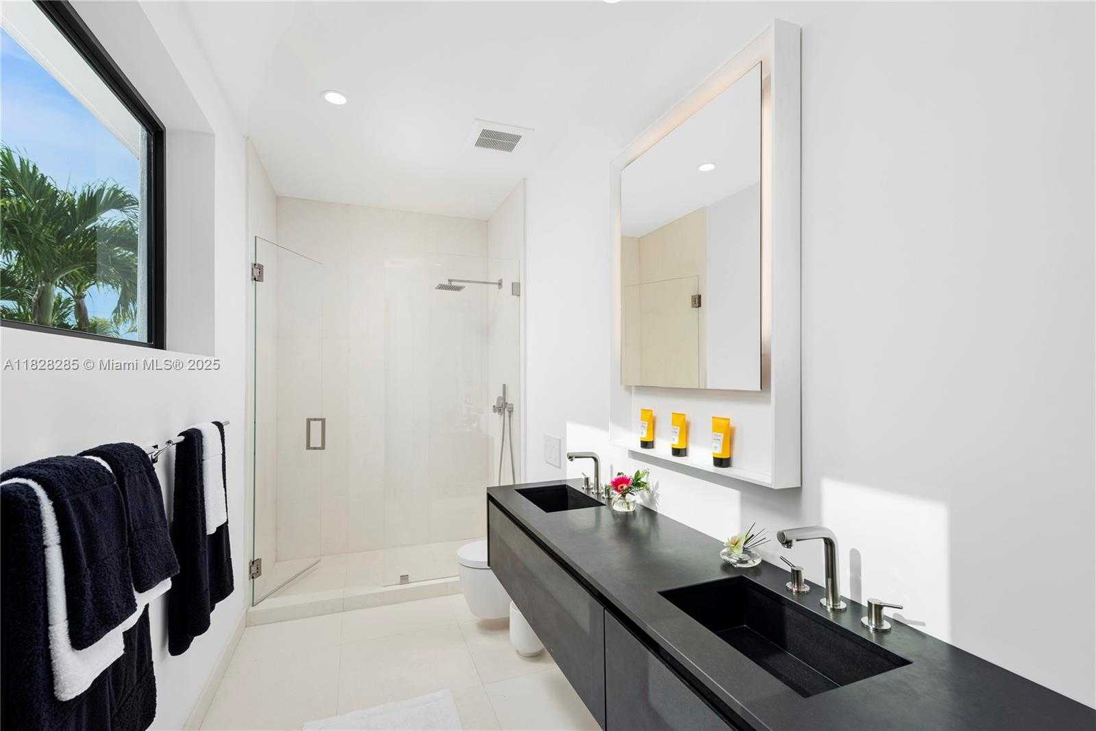 Small Image of 1410 SOUTH BISCAYNE POINT RD, Miami Beach Number 39