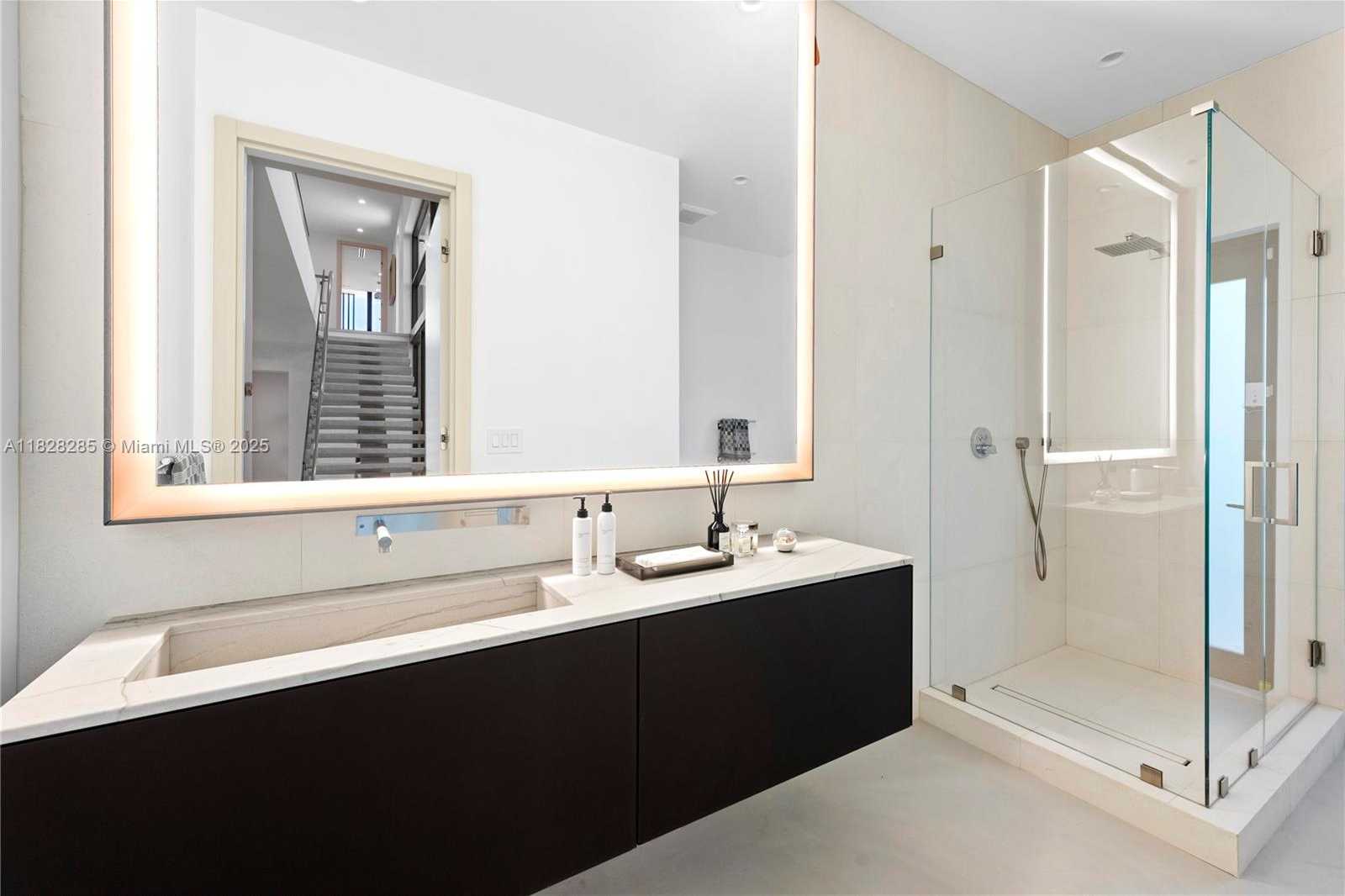 Small Image of 1410 SOUTH BISCAYNE POINT RD, Miami Beach Number 40