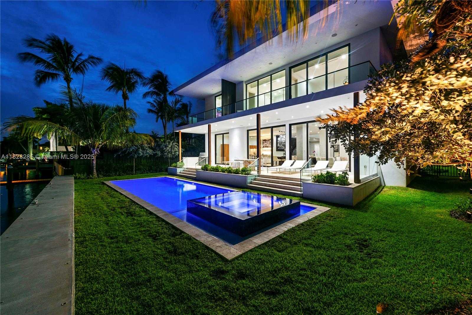 Small Image of 1410 SOUTH BISCAYNE POINT RD, Miami Beach Number 48