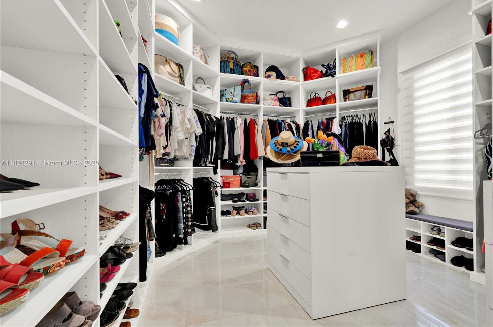 Small Image of 12301 NORTH WEST 18TH ST, Plantation Number 33