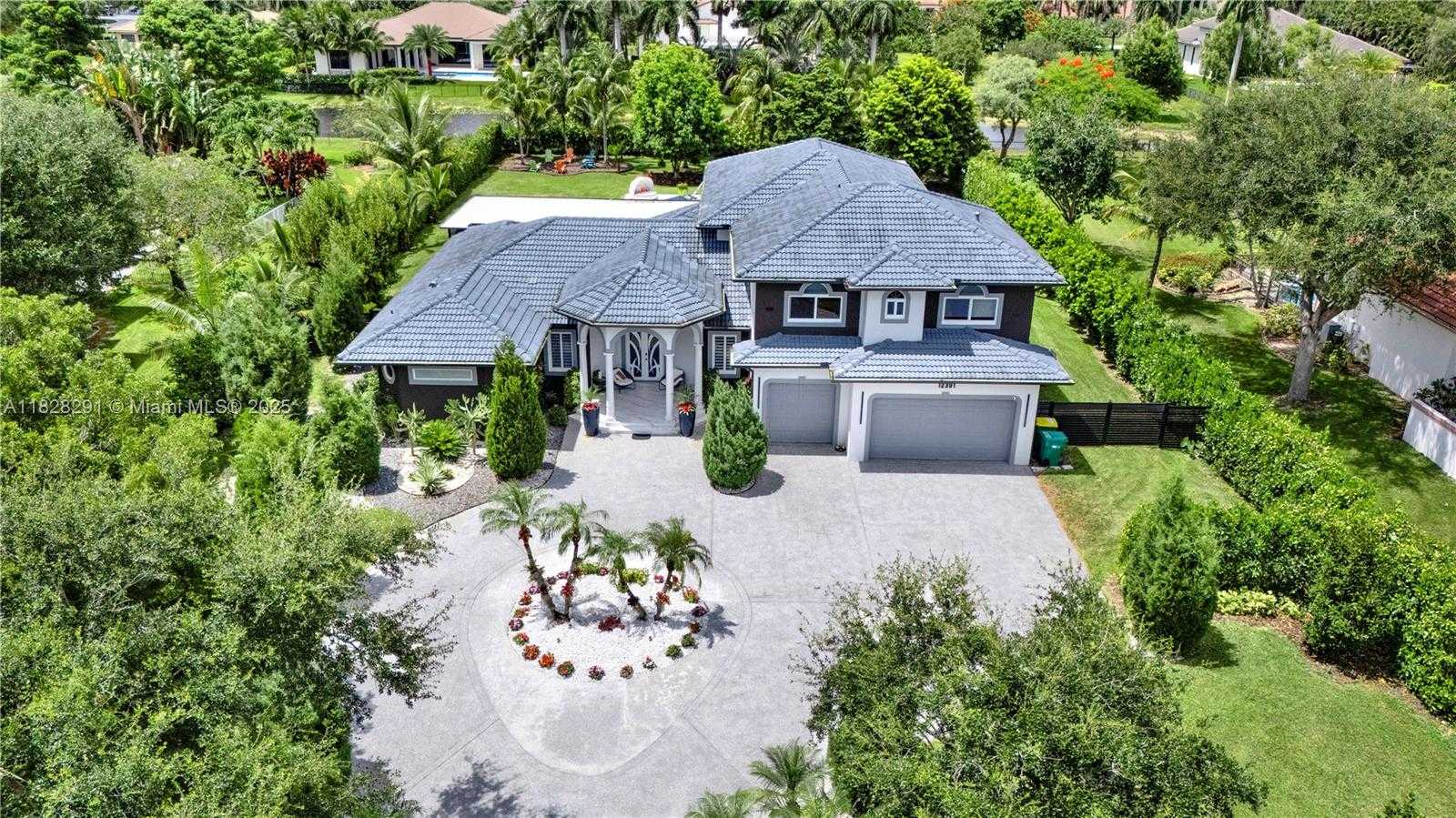 Small Image of 12301 NORTH WEST 18TH ST, Plantation Number 68